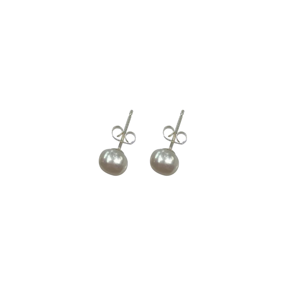 Silver Perle Freshwater Pearl Stud Earring