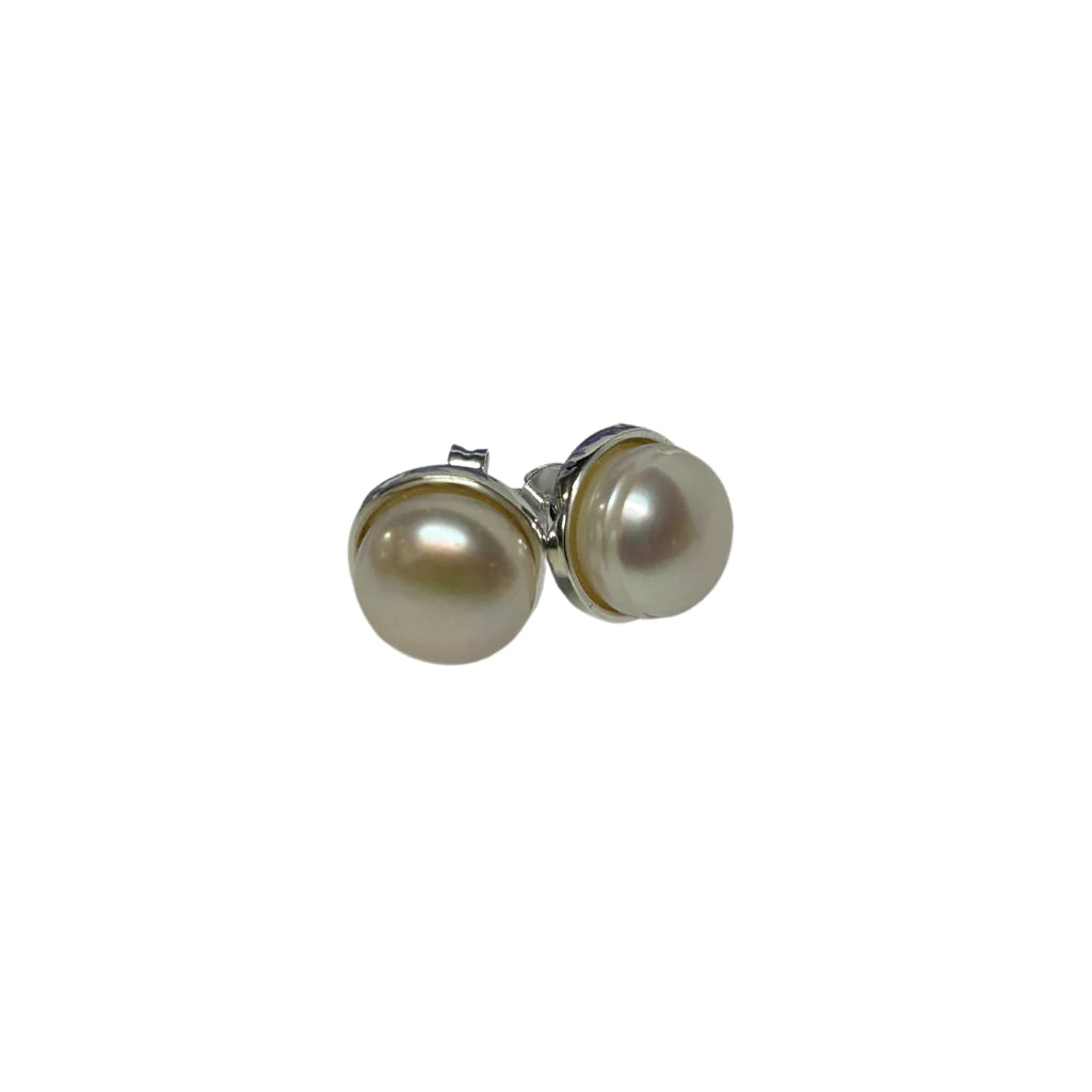 Silver Perle Freshwater Pearl Silver Cased Button Stud Earring